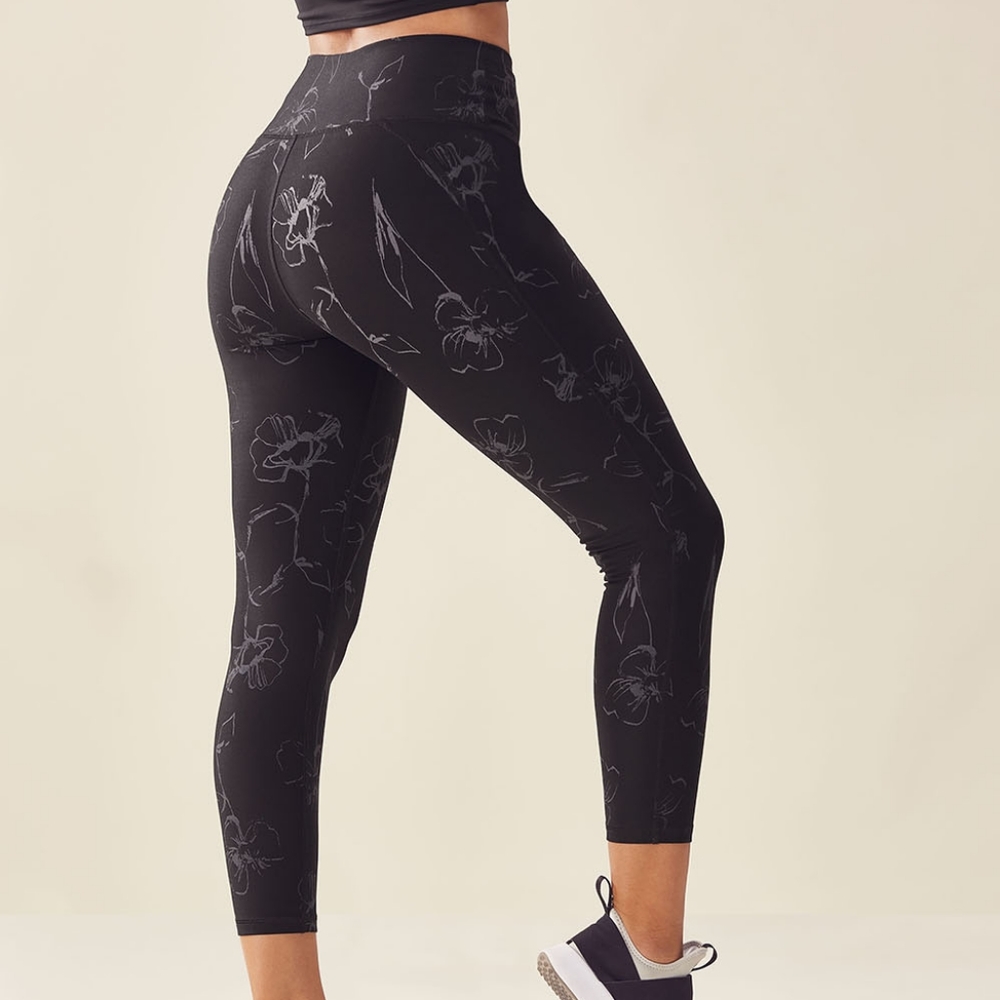 Fabletics high-waisted powerhold 7/8 leggings